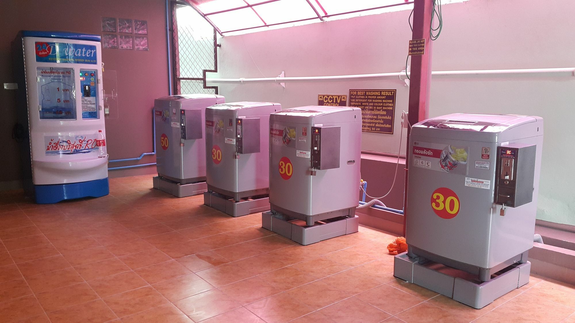 B Space Residence Nong Prue Esterno foto