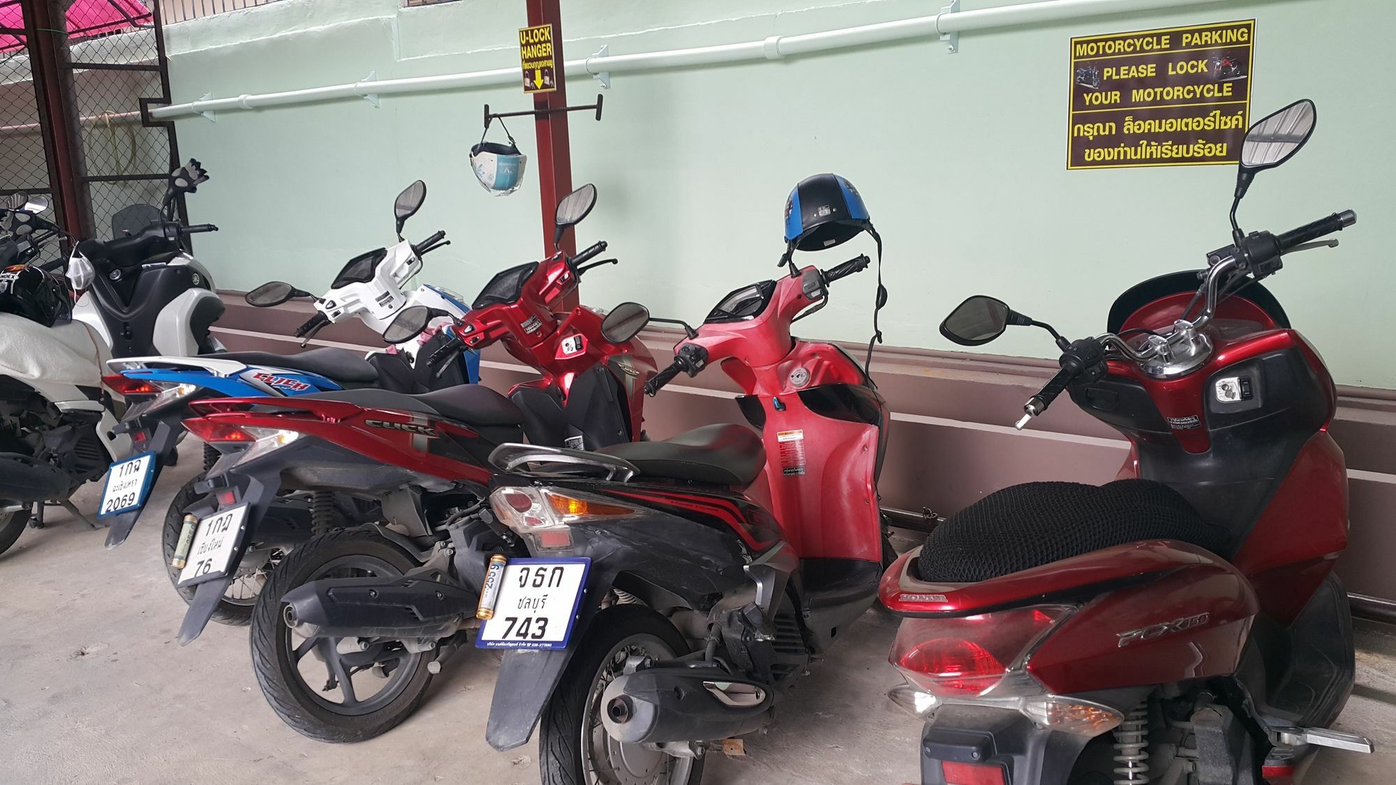 B Space Residence Nong Prue Esterno foto