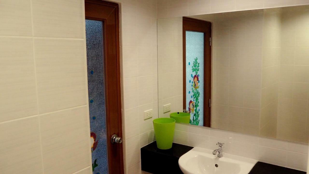 B Space Residence Nong Prue Esterno foto